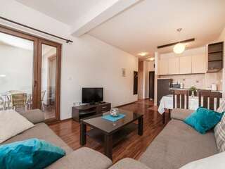 Апартаменты Apartments DM Петровац Апартаменты с видом на море-14