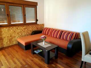 Апартаменты Apartments DM Петровац Апартаменты с балконом-1